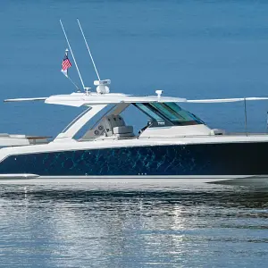 2025 Tiara 38 Ls