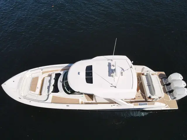 Tiara Yachts 48 Ls