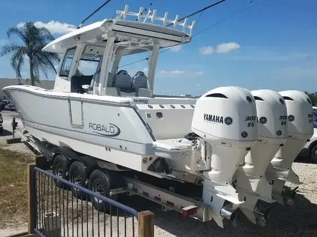 Robalo R360