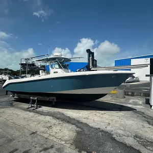 2008 Everglades Boats 320 CC