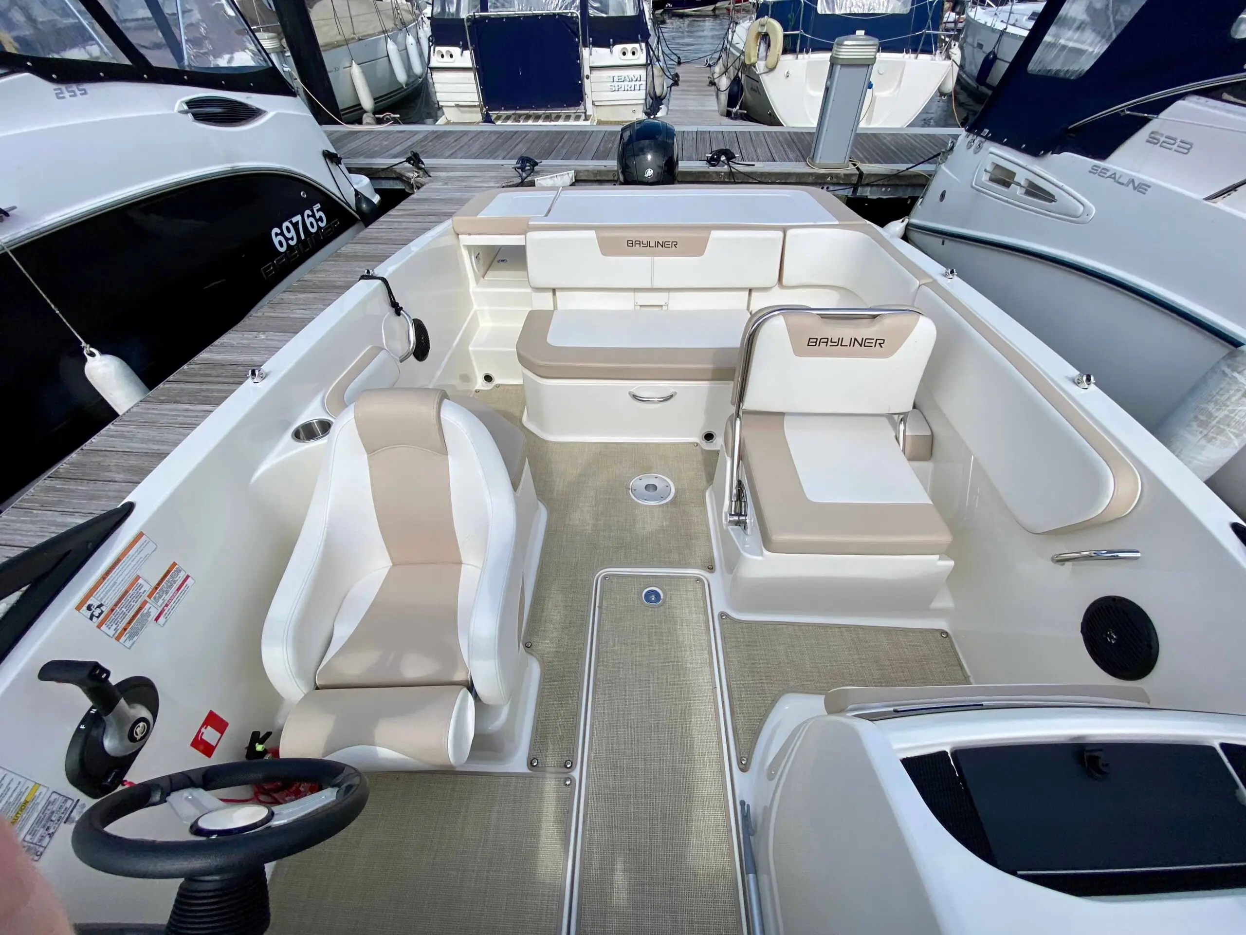 2018 Bayliner vr6 bowrider