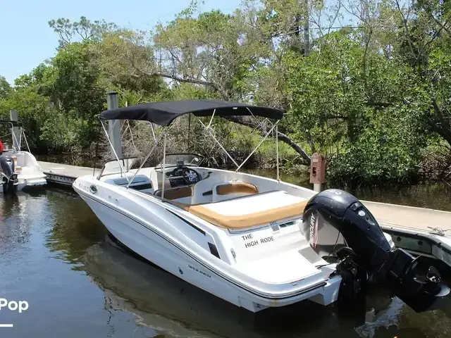 Bayliner Vr6