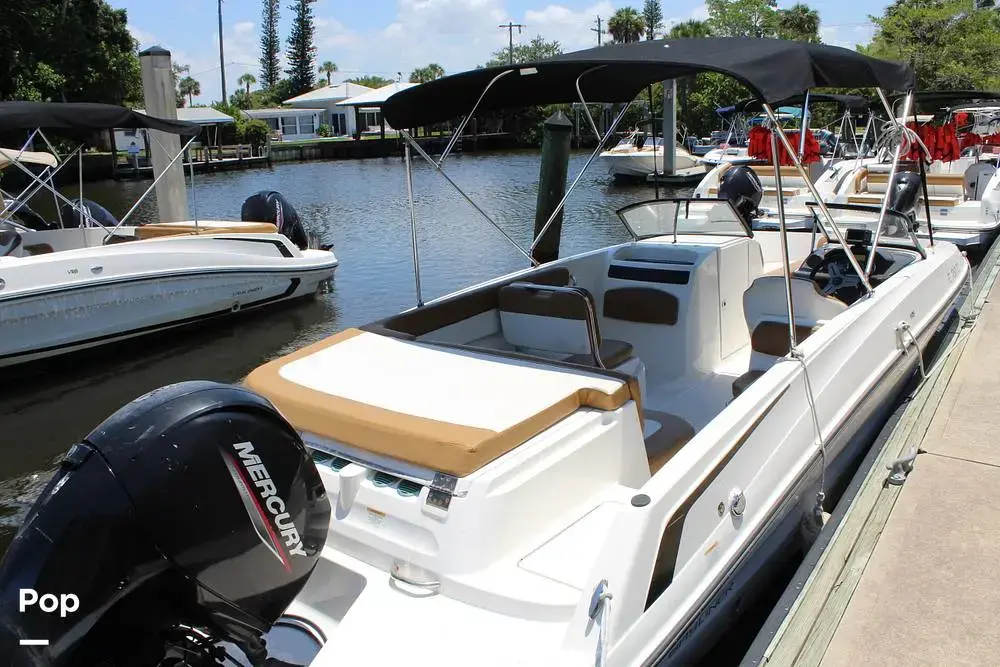 2022 Bayliner vr6 ob