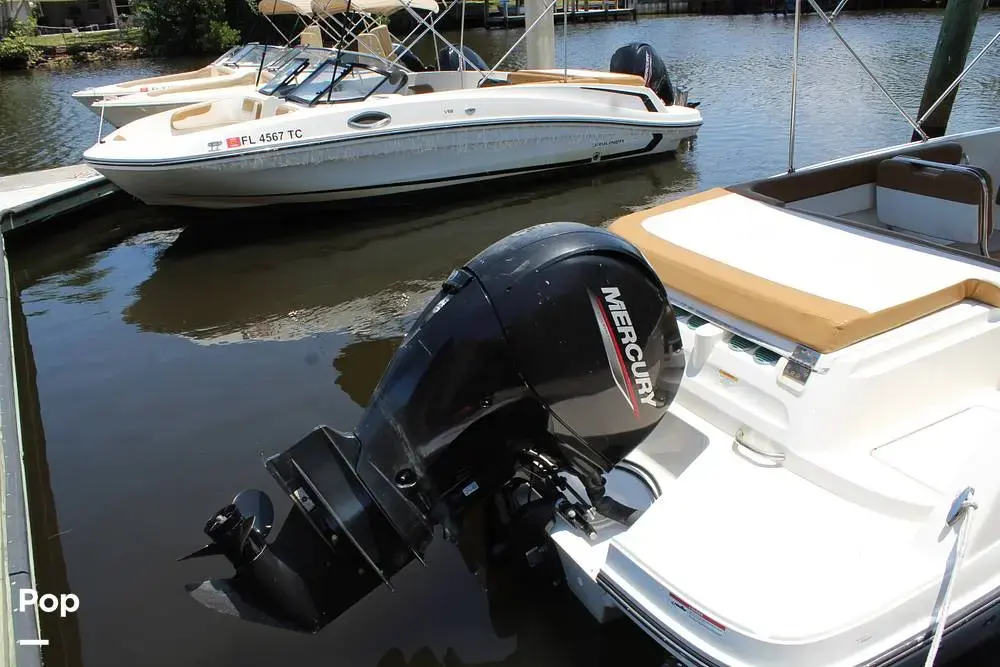 2022 Bayliner vr6 ob