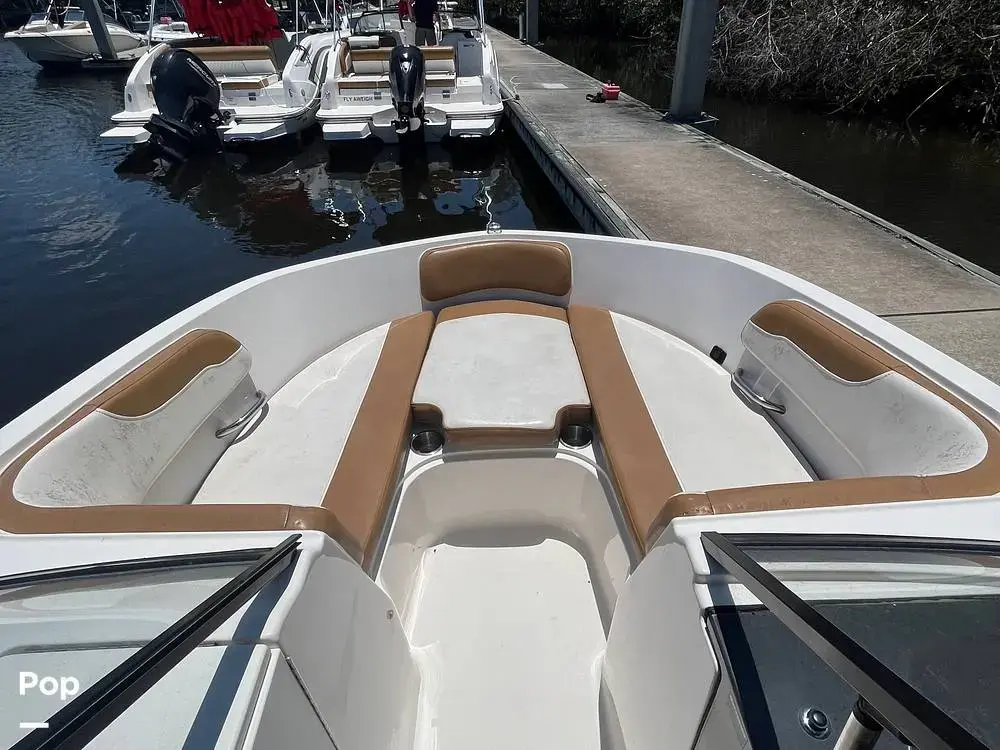 2022 Bayliner vr6 ob