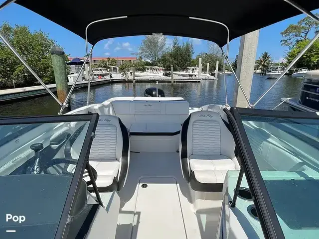 Sea Ray 210 SPX