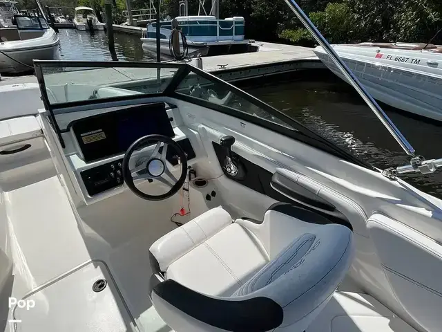 Sea Ray 210 SPX