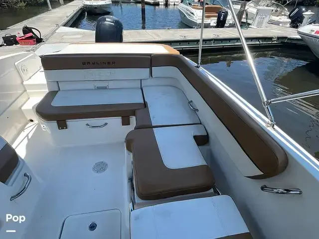 Bayliner Vr6