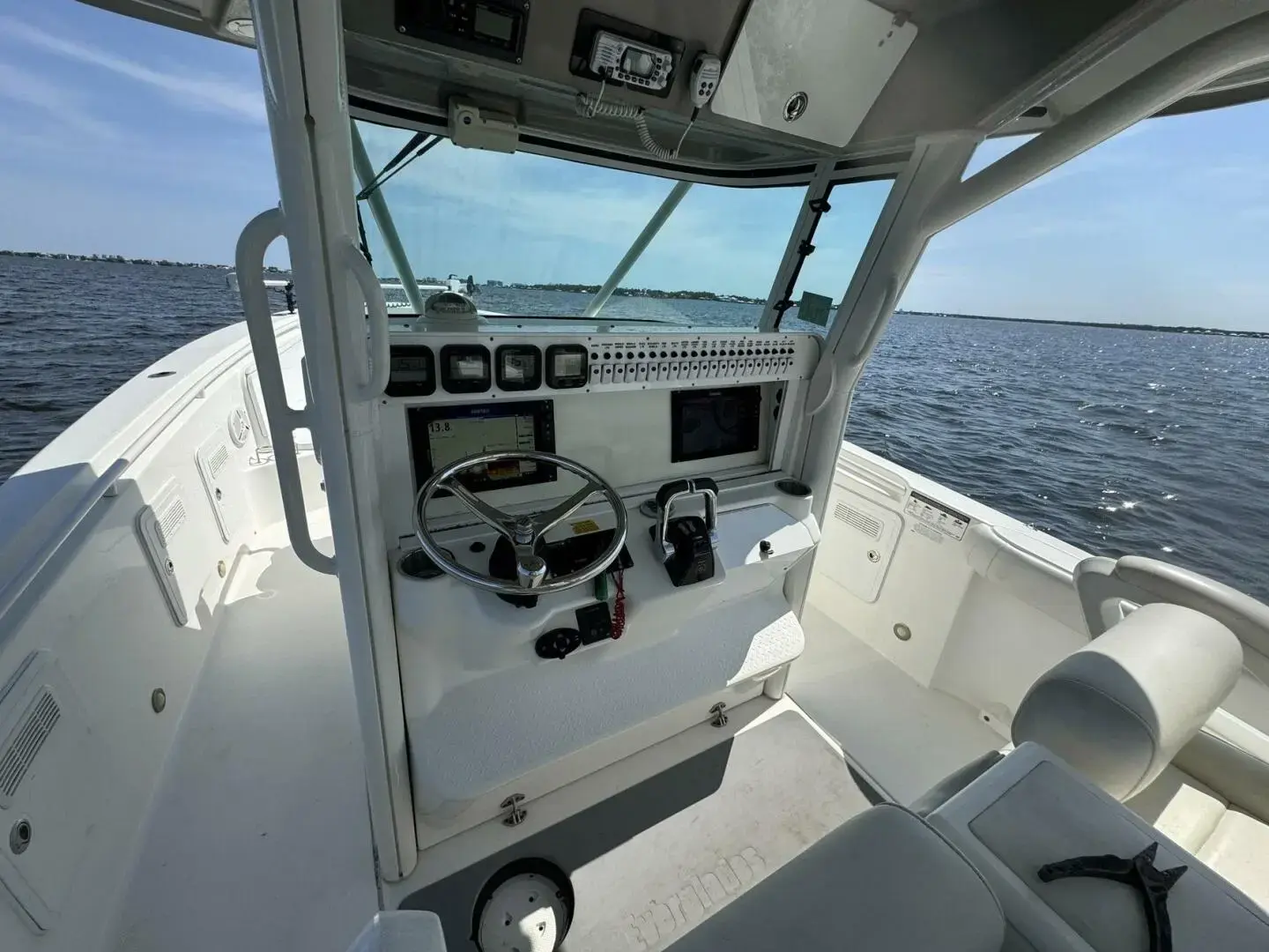 2008 Everglades Boats 350 cc