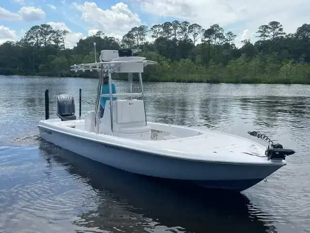 Contender 26 Bay