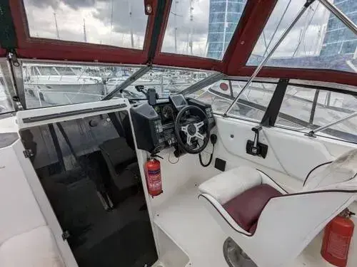 1990 Bayliner cierra 2700