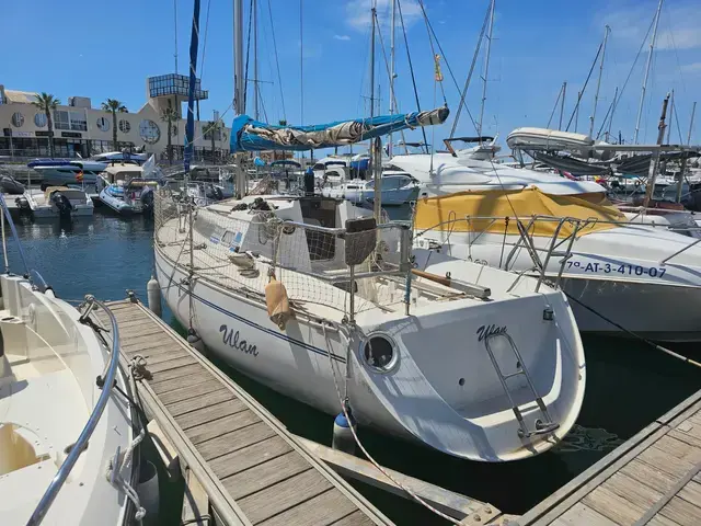 Beneteau First 285