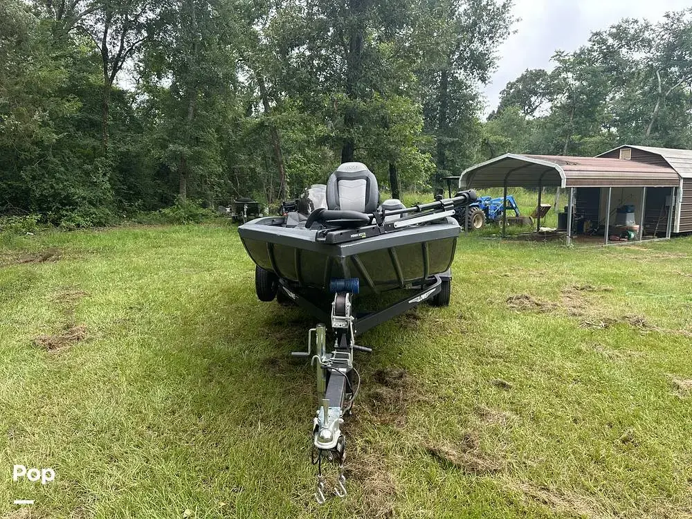 2021 Lowe catfish 20