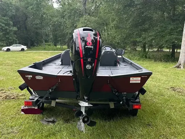 Lowe Catfish 20