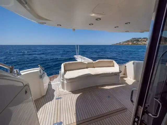 Fairline Squadron 58