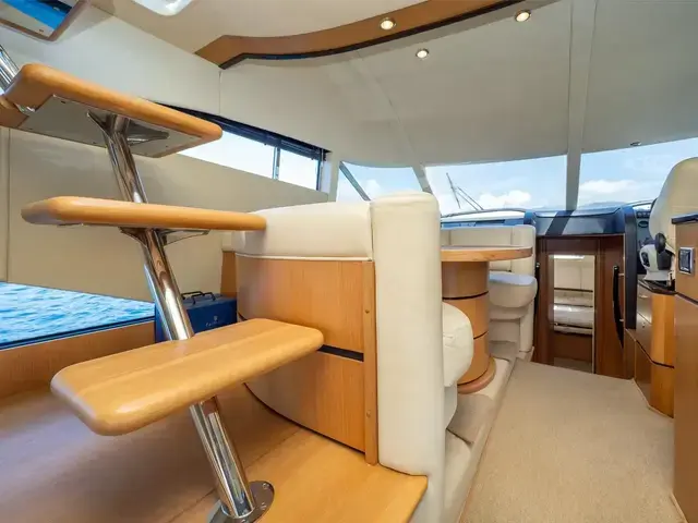 Fairline Squadron 58