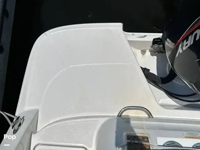 Bayliner Vr6