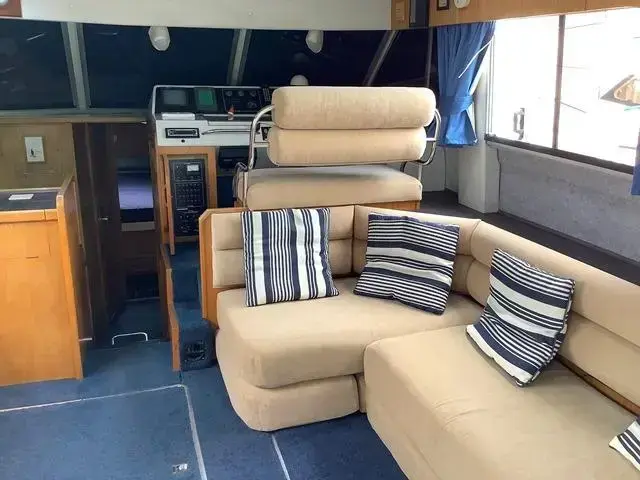 Fairline Sedan 36