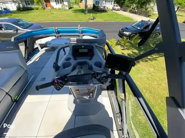 Sea-Doo Switch Cruise 18