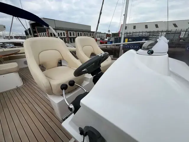 Fairline Phantom 48