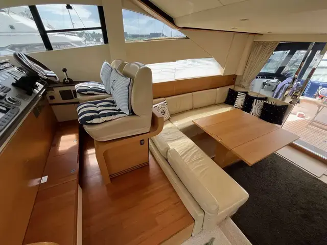 Fairline Phantom 48