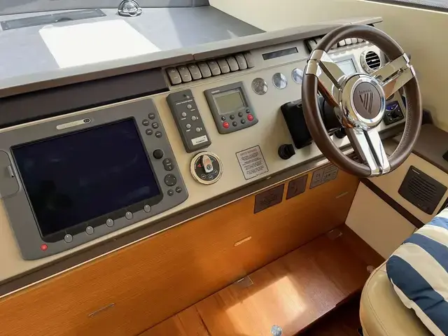 Fairline Phantom 48