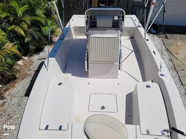 Pathfinder 2200 V