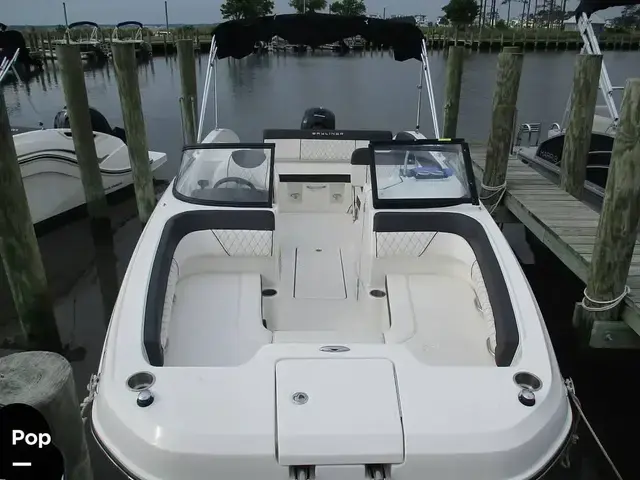 Bayliner Dx2200