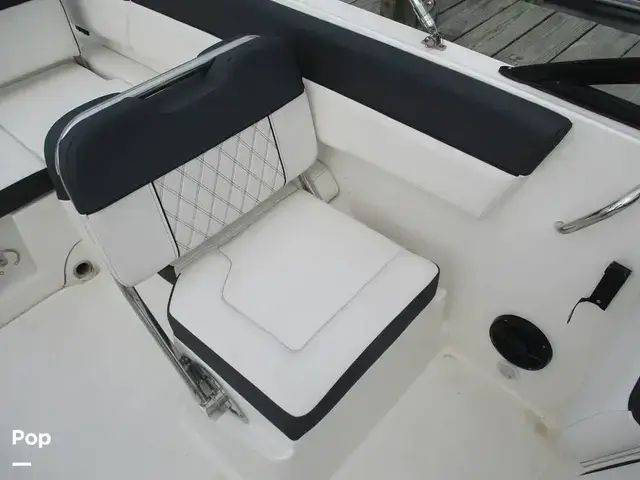 Bayliner Dx2200