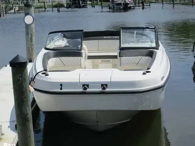 Bayliner Dx2200