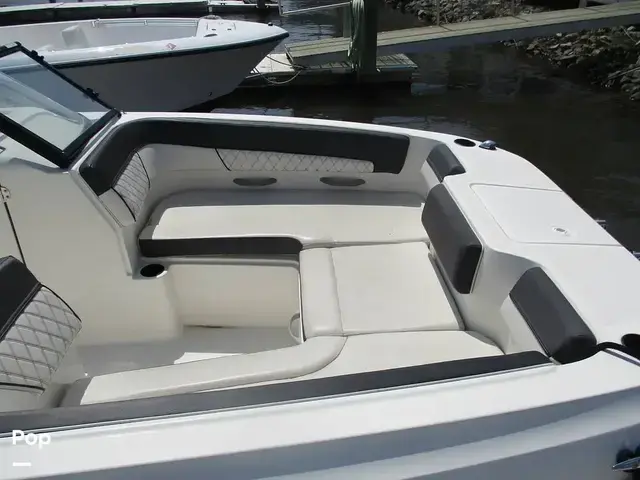 Bayliner Dx2200