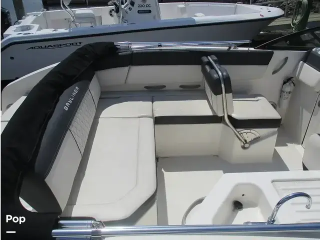 Bayliner Dx2200