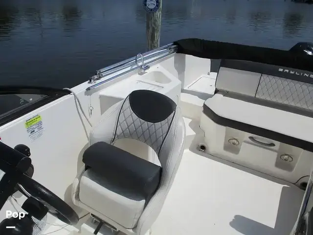 Bayliner Dx2200