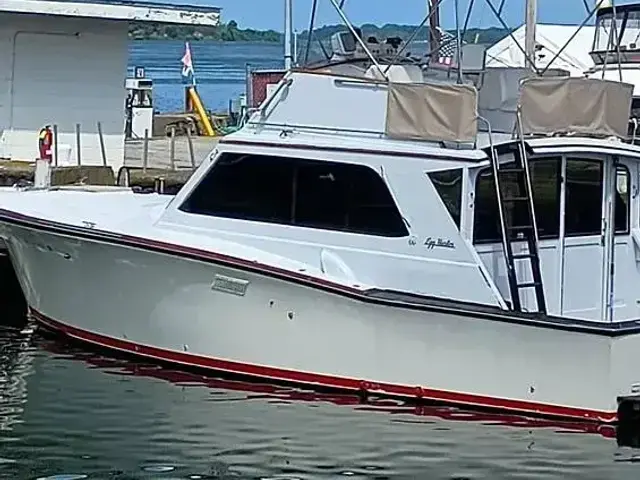 Egg Harbor 40 Sedan