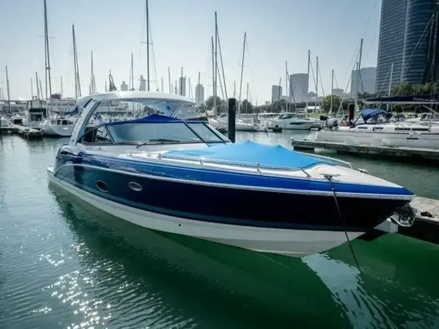 Formula 350 Crossover Bowrider