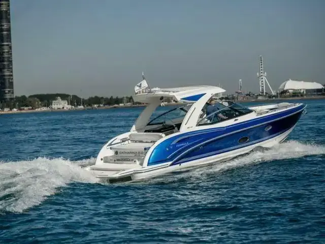 Formula 350 Crossover Bowrider