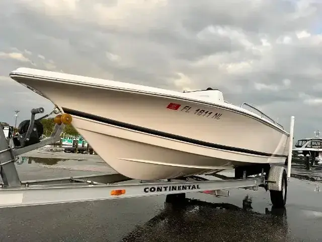 Tidewater Boats 1910 Bay Max