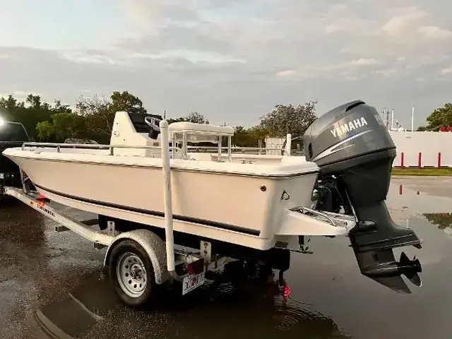 Tidewater Boats 1910 Bay Max