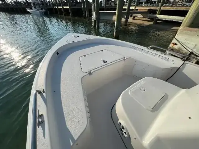 Tidewater Boats 1910 Bay Max