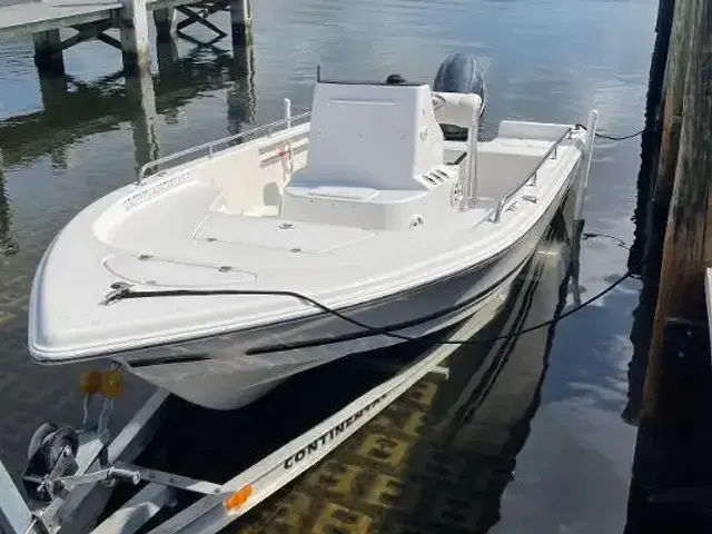 Tidewater Boats 1910 Bay Max