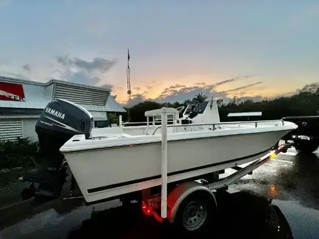 Tidewater Boats 1910 Bay Max