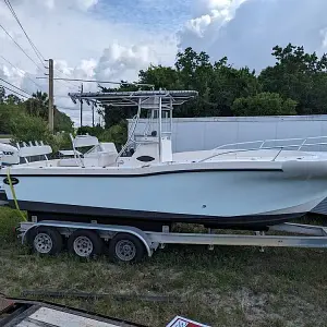 2014 Dusky 252 Open Fisherman