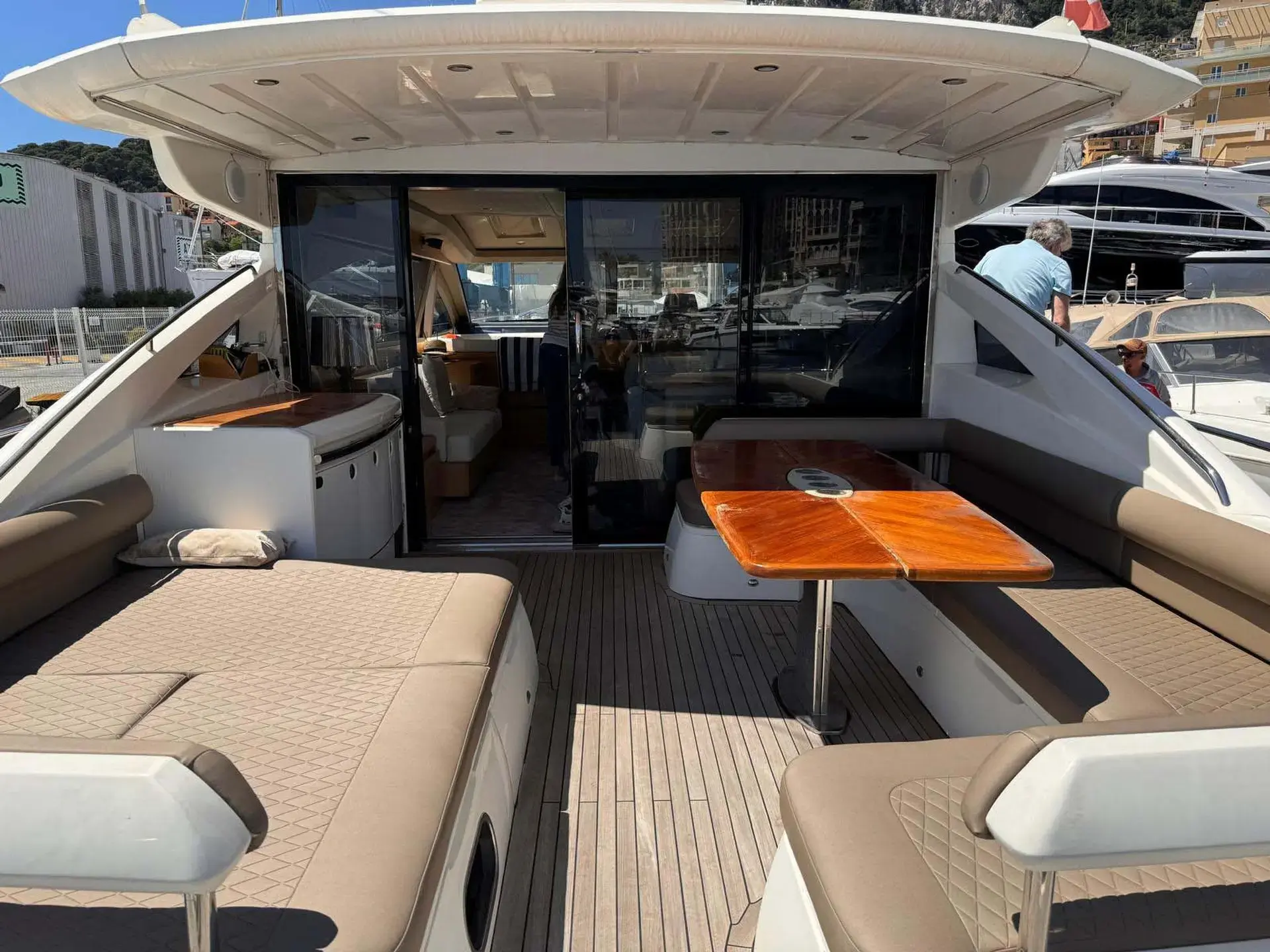 2009 Princess v65