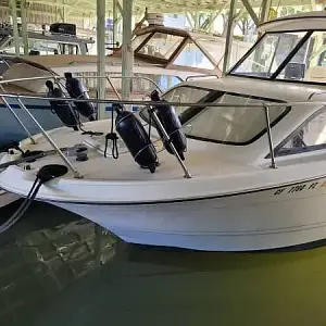 2004 Bayliner 245