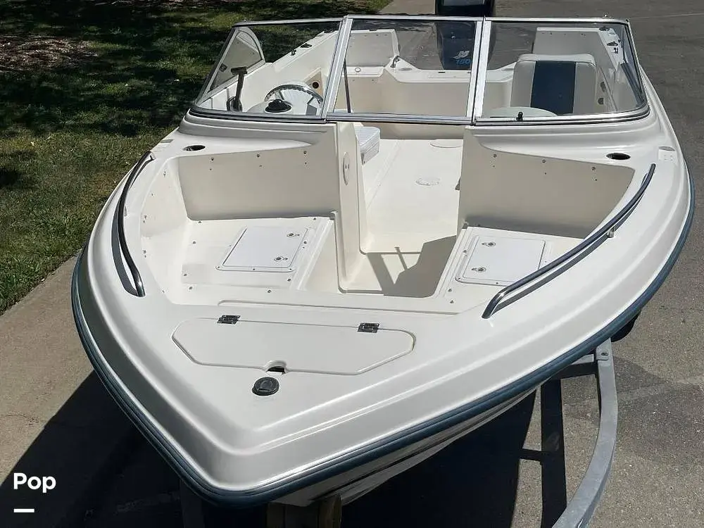 2002 Sea Fox 205dc