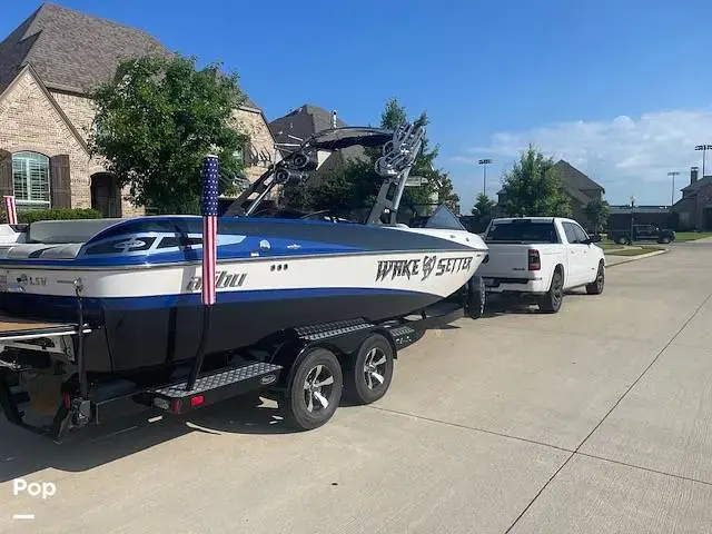 2012 Malibu 247 lsv