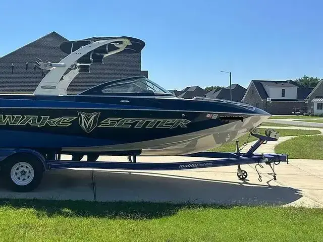 Malibu Wakesetter 247 Lsv