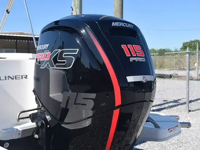 Bayliner Element E18