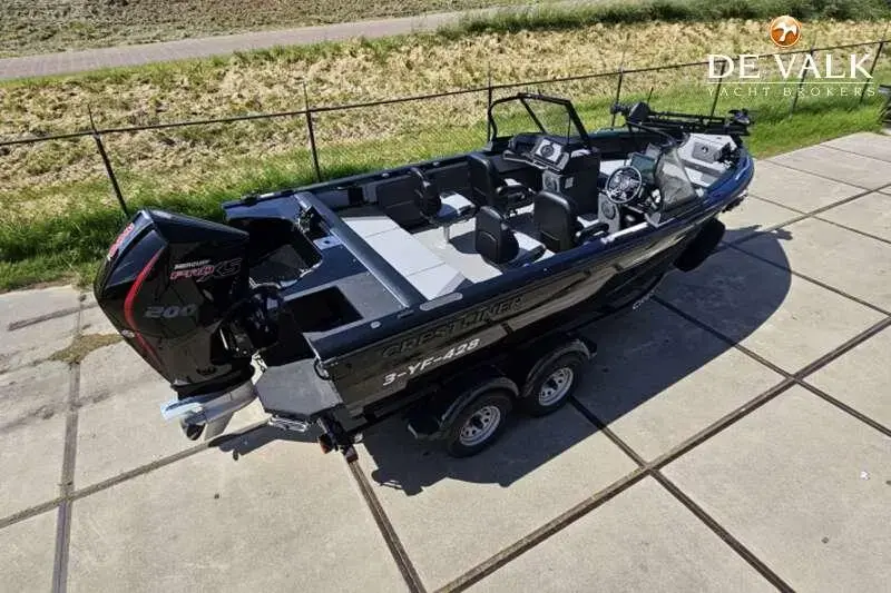 2021 Crestliner sportfish 2050