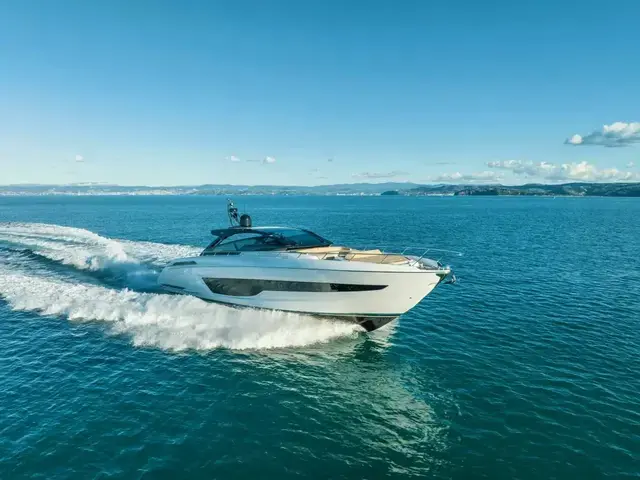 Riva 68 Ego